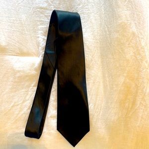 Black tie